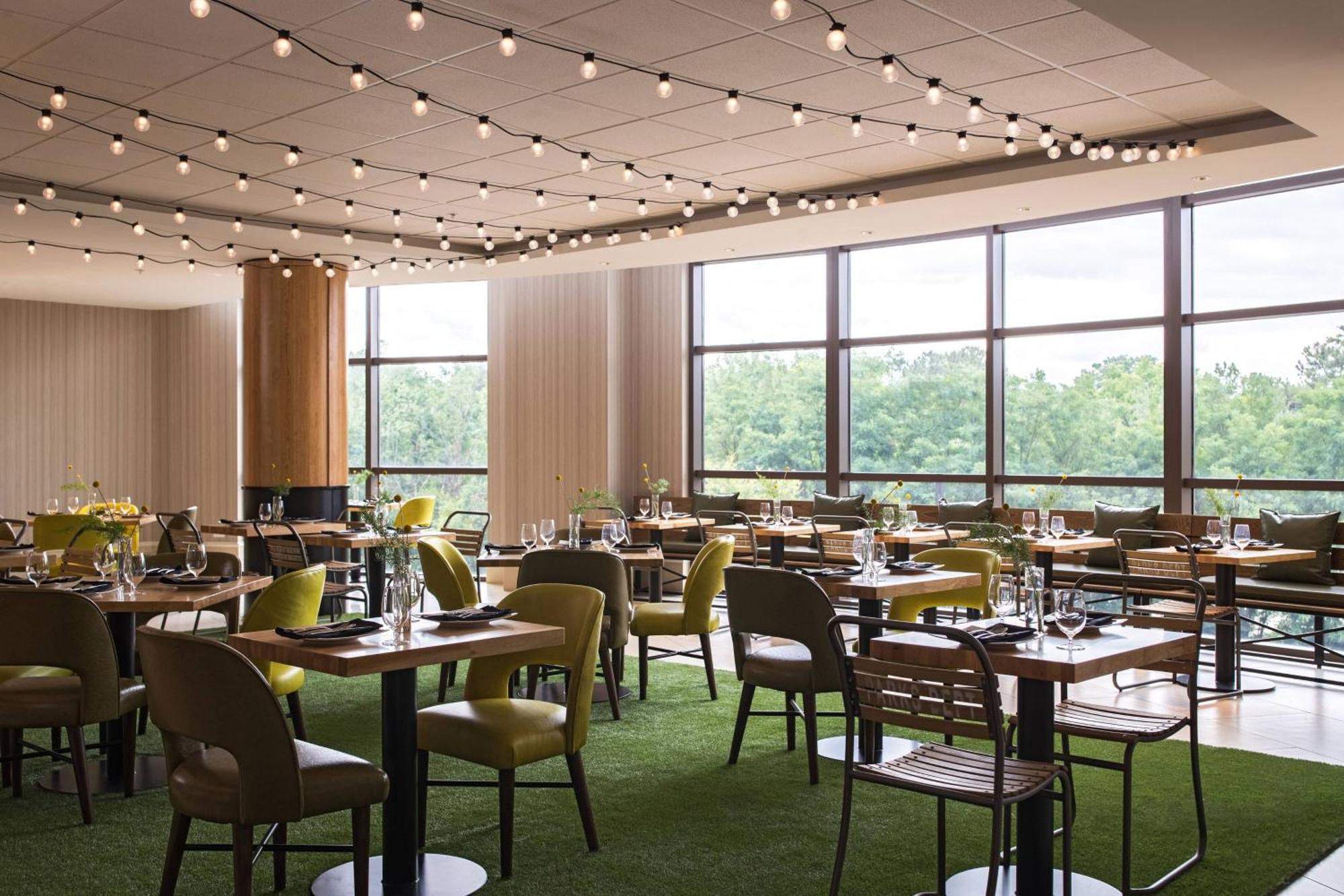 Renaissance Raleigh North Hills Hotel Exterior photo